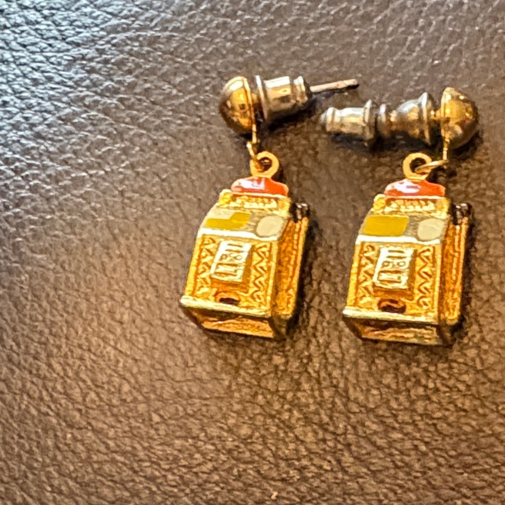Gold Vegas  Machine Charm Drop Earrings - Vintage Vegas Style Pierced earrings